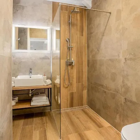 펜션 Awesome In With Wi-fi Stari Laz